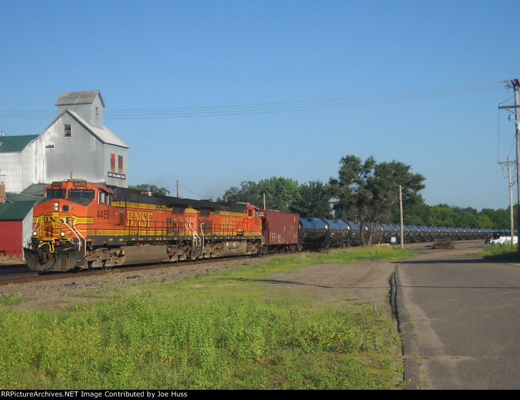 BNSF 4455 East